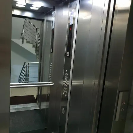 Haris Apartamento