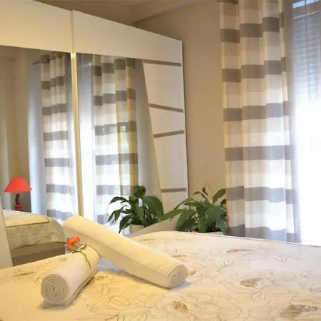 Haris Apartment *